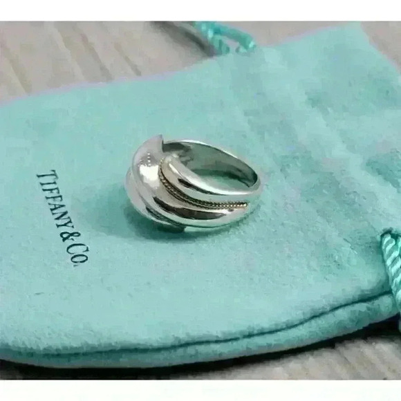Tiffany & Co Sterling Silver 18kt Yellow Gold Shrimp Ring Size 5 - Picture 4 of 13